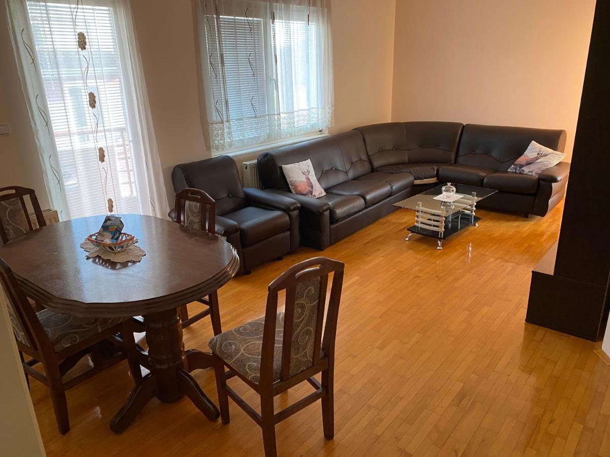 Apartman Centar 雅戈丁那 外观 照片